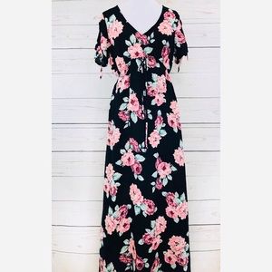 Never worn Fun maxi dress